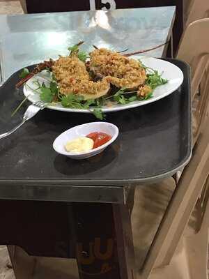 Be Nhi Seafood Restaurant