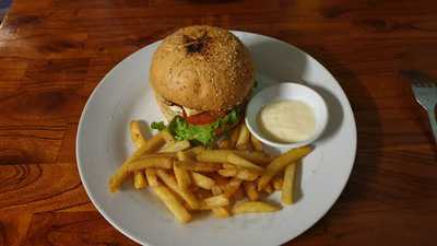 Bamboo Chicken 409 Cua Dai Str..