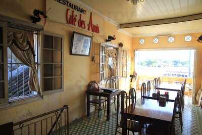 Cafe Des Amis