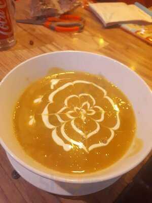 Nhà Hàng Hiền Phi