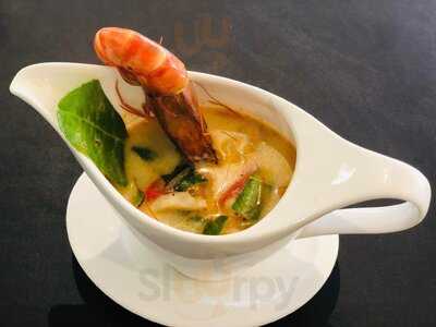 Nhà Hàng Nàng Thơ