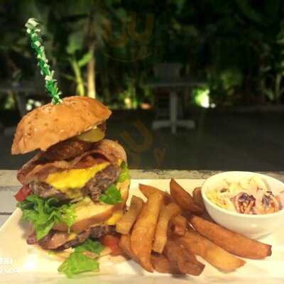 The Basket Boat Cafe & Restaurant