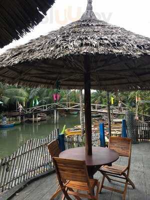 Forest Town Coffee & Fruits