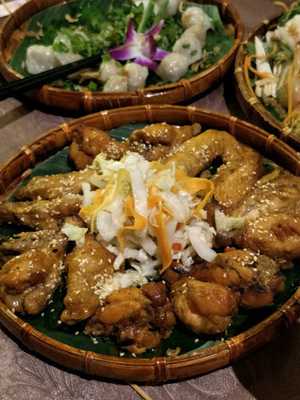 An Hoa Peace Restaurant