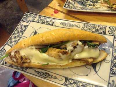 Nhà Hàng Yellow Bird