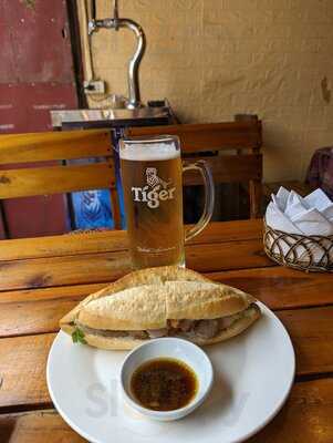 Trip Nguyen Restaurant Cafe