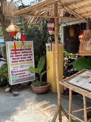 Na Huy Restaurant & Coffee