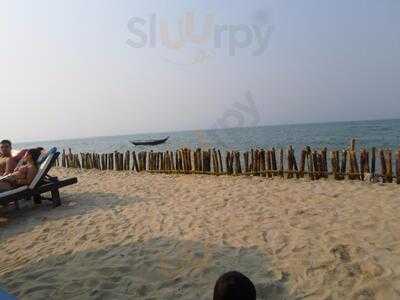 Chiên Restaurant & Bar