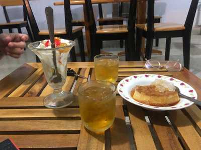 Kem Flan Mộng Cầm - Bà Giáo Việt