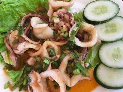 Nhà Hàng Ven Biển