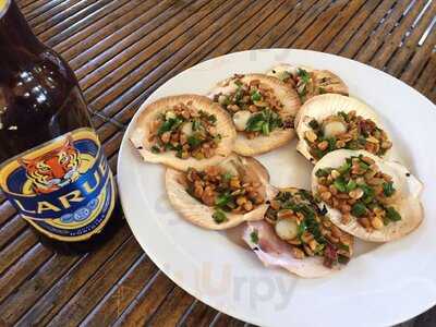 Nhà Hàng Ven Biển