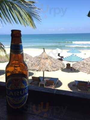 Nhà Hàng Ven Biển