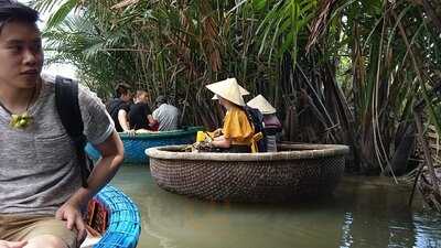 Nhà Hàng Dừa Bảy Mẫu