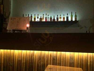 Nhà Hàng Hội An Booze Market