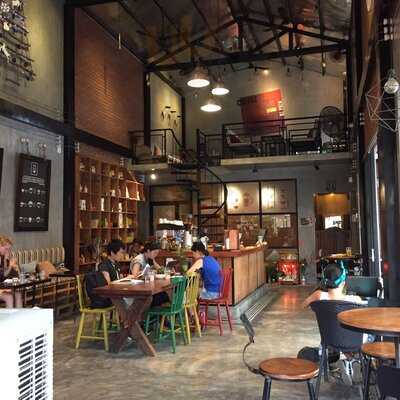 Hi Phin Coffee House