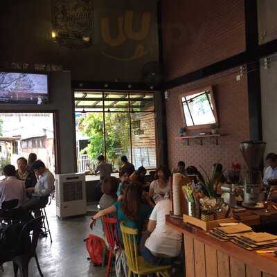 Hi Phin Coffee House