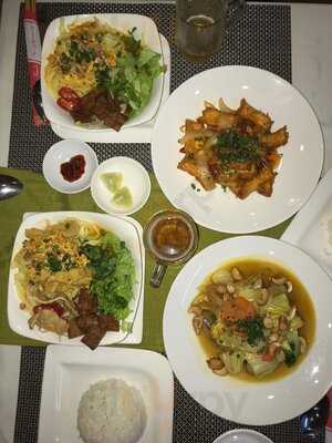 Nhà Hàng Tea Garden