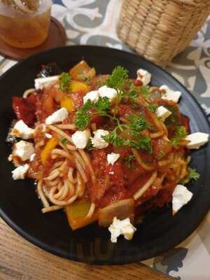 Macaroni Pasta & More