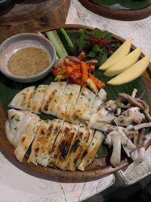 Nhà Hàng The Deckhouse