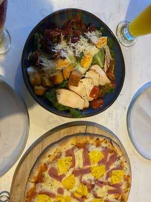 Nhà Hàng The Deckhouse