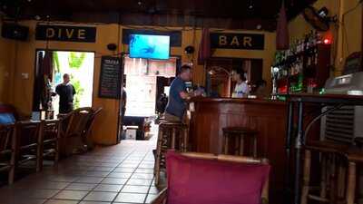 Dive Bar & Restaurant