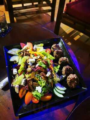 Dive Bar & Restaurant