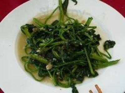 Yellow Flower Riverside Restaurant