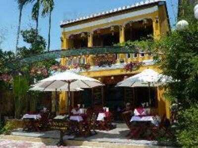 Yellow Flower Riverside Restaurant