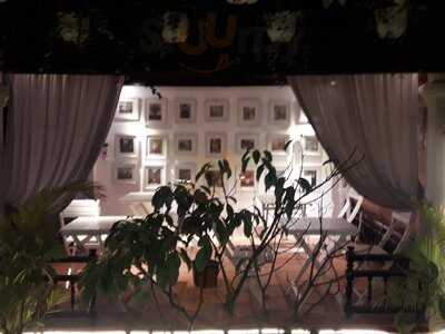 Vườn Pháp Coffee & Restaurant