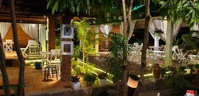 Vườn Pháp Coffee & Restaurant