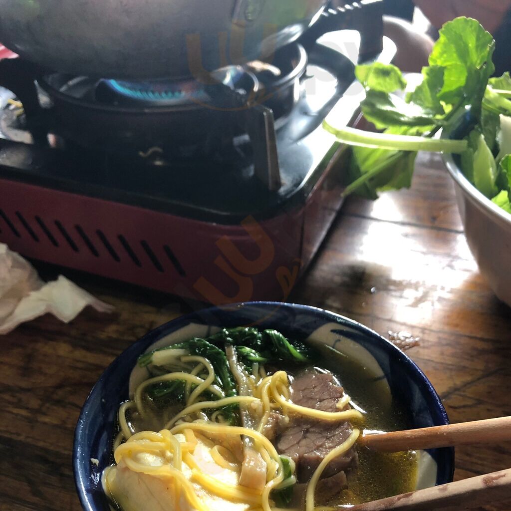 Lau Bo Ba Toa