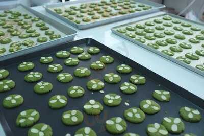 Rita Coffee Flower Cake