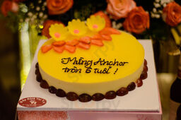 Louis Restaurant & Bar