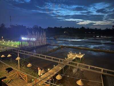 Cánh Đồng Hoang Restaurant & Coffee