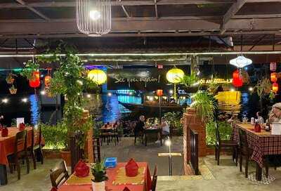 Nhà Hàng Sông Thanh