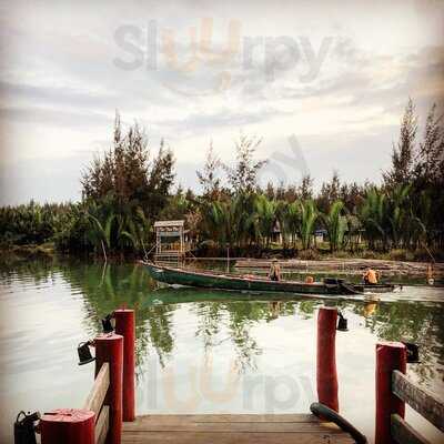 Red Bridge Restauran