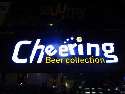 Nhà Hàng Cheering Beer Collection