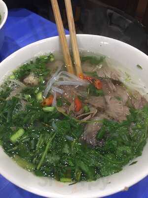 Phở Hàng Trống