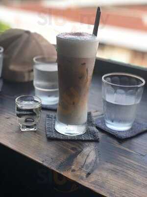 The Hidden Elephant Books & Coffee