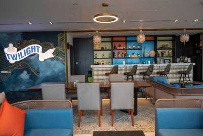 Twilight Bar