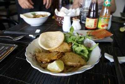 Om Cafe & Restaurant