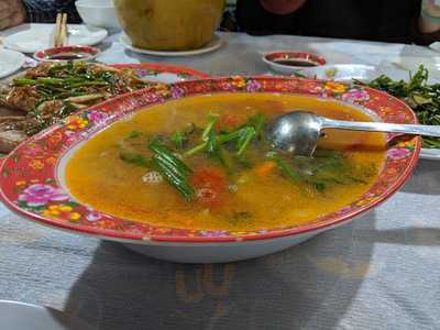 Hai Long Seafood Restaurant And Bar