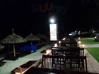 Hai Long Seafood Restaurant And Bar