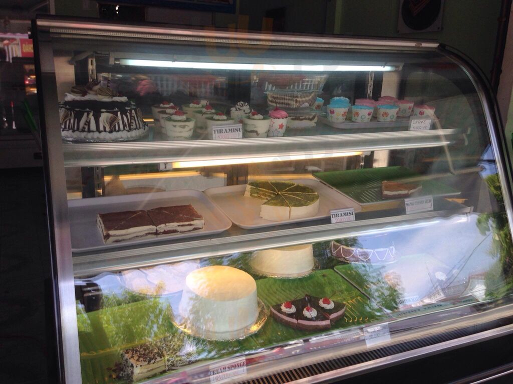 Friends Bakery And Cafe