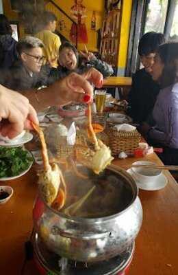 Sea Crab Bar-cafe-restaurant Live Music