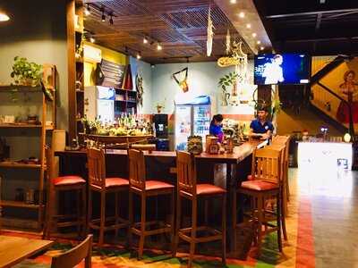 Sea Crab Bar-cafe-restaurant Live Music