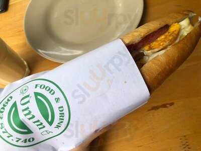 Ùmm - Banh Mi & Cafe