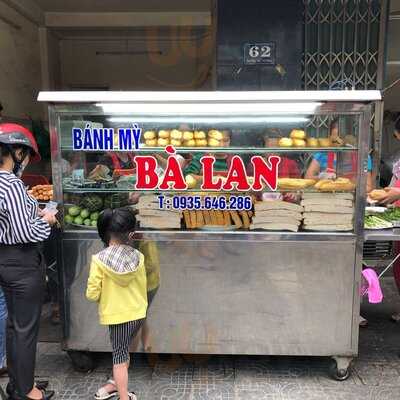 Bánh Mì Bà Lan