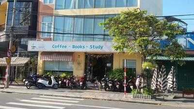Velo Book Cafe