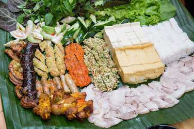 Ông Hoàng Bún Đậu